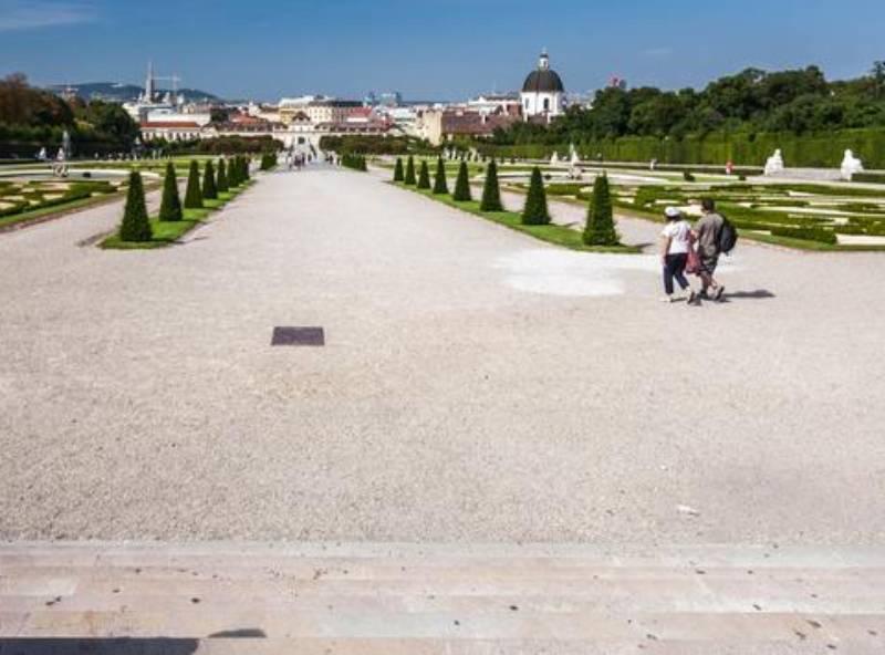 سفرخانوادگی