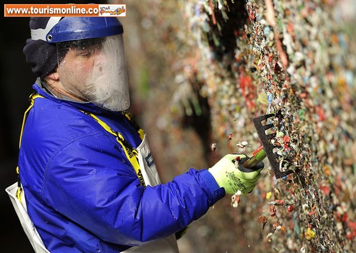 دیوار آدامسی