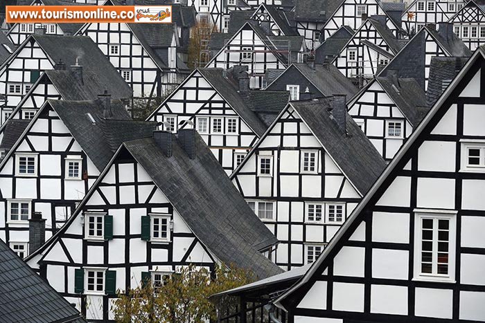 خانه های متفاوت