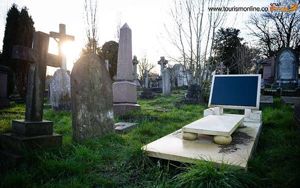 تورهای گورستان گردی