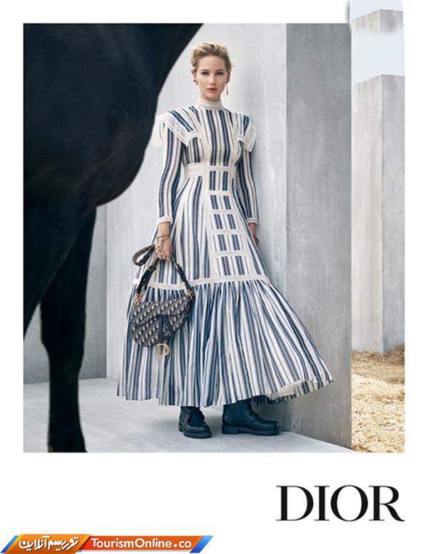 فضا و لباس جنیفر