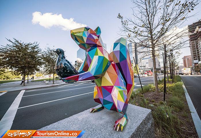 مجسمه های رنگی