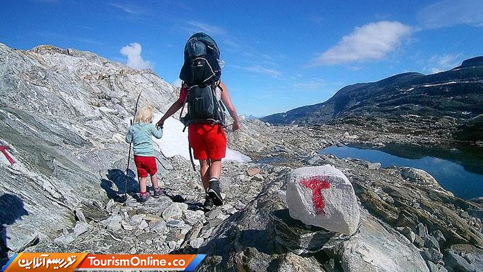 پدر و دختر در سفر