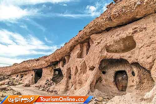 روستای صخرهای