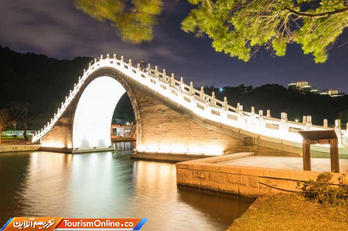 پل «هلال ماه» در پارک داهو