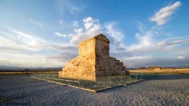 مقبره کوروش