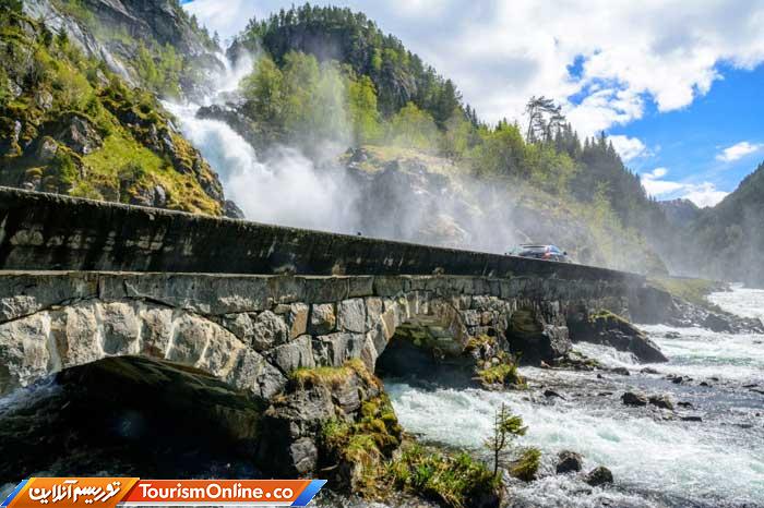 پل آبشار لوتفوس نروژ