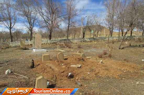 سنگ قبرهای قبرستان