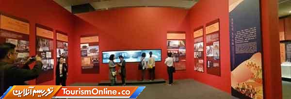 وزیر فرهنگ و گردشگری