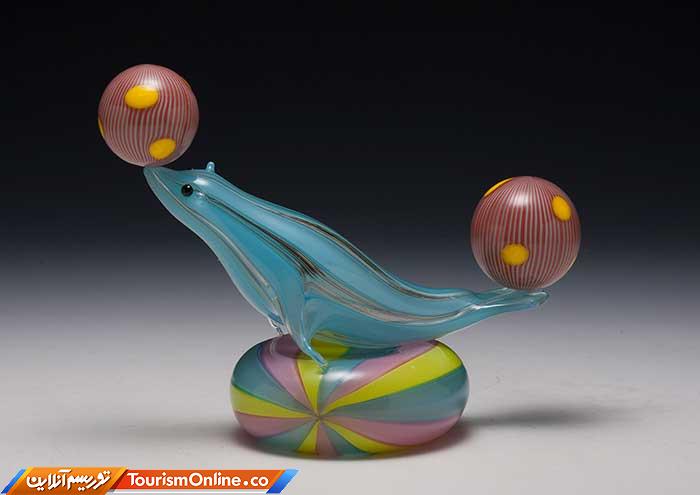 شیشه های رنگی