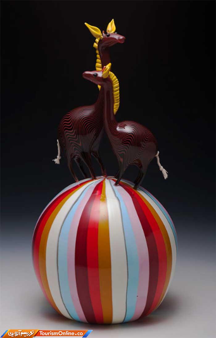 شیشه های رنگی