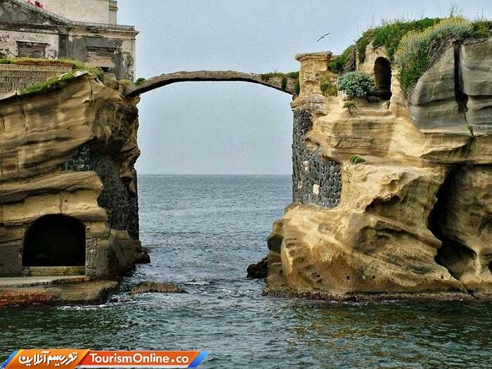 جزیره نفرین شده