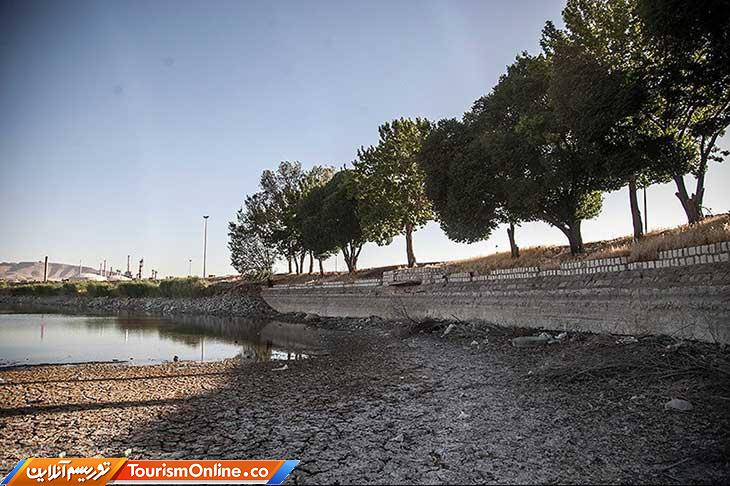 خشک شدن دریاچه