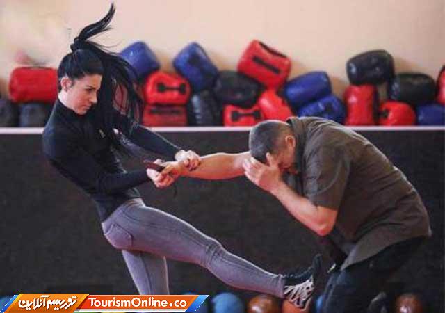 دختری که مربی دفاع شخصی مردان است