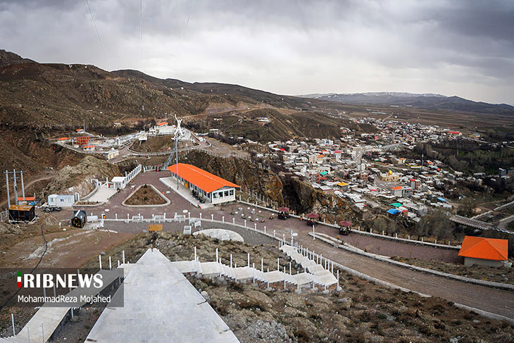 پل معلق شیشه ای اردبیل