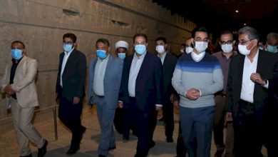 بازدید وزیر ارتباطات از تخت جمشید