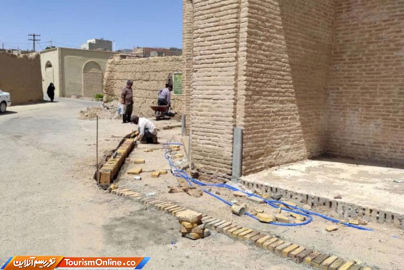 بنای تاریخی باغ مزار گرمه