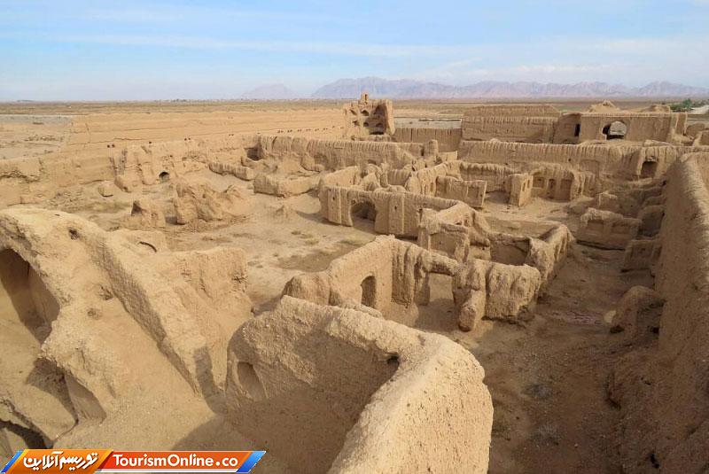 قلعه فتح‌آباد زرند رمان