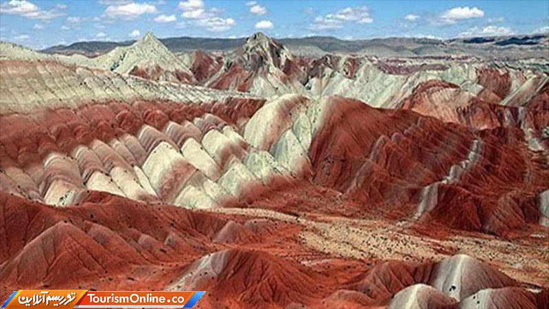 کوه های رنگی آلاداغلار