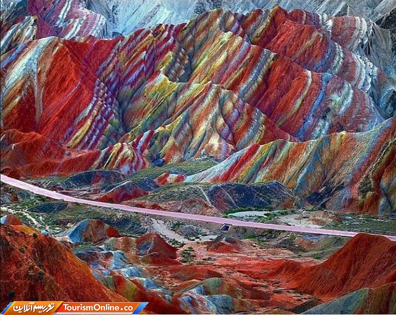 کوه های رنگی آلاداغلار