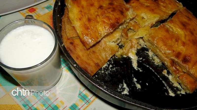 پخت نان محلی