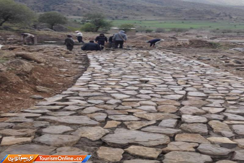 آبشار چکان الیگودرز