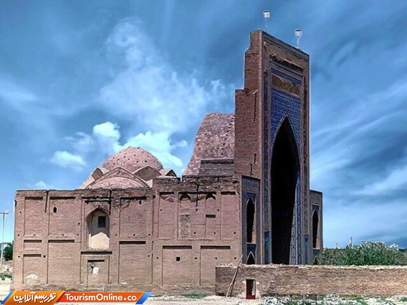 استاد کاشی کاری