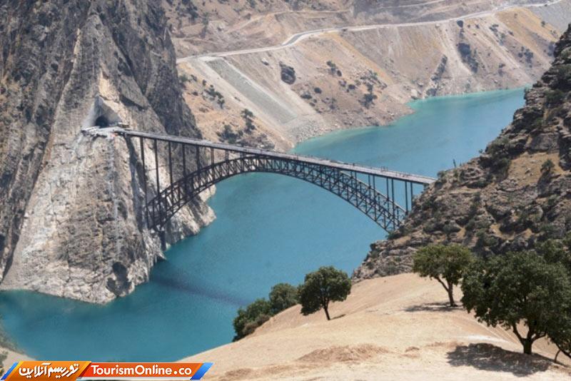 بررسی گردشگری کارون