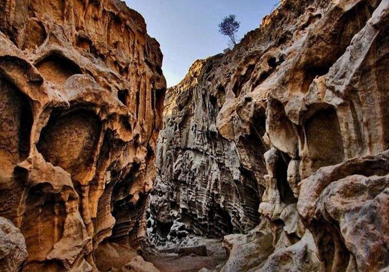 دره ستاره ها قشم