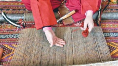 روستای آقداش گلیم بافی