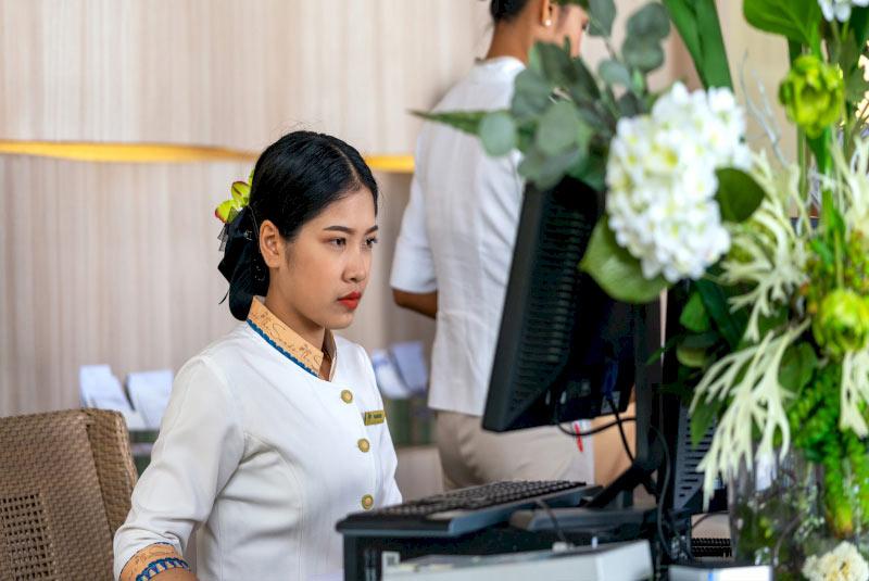 نقش زنان در گردشگری