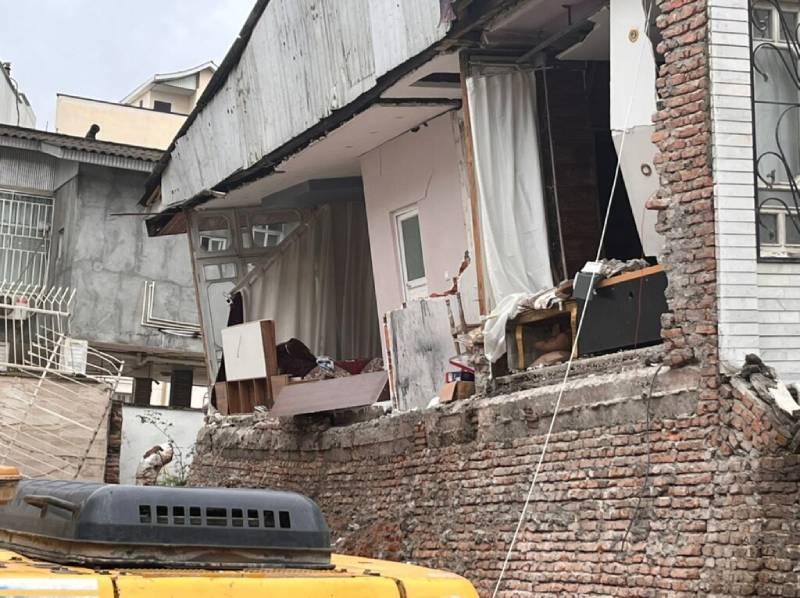 ریزش ساختمان مسکونی