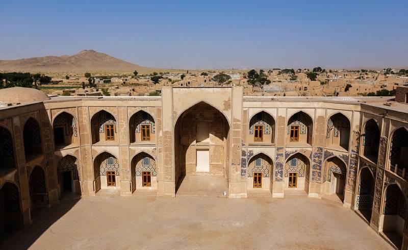 قدیمیترین مدارس