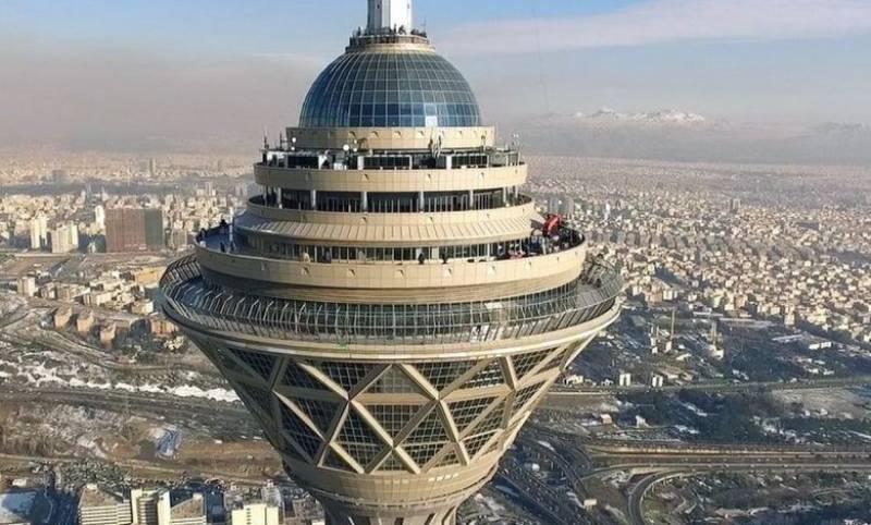 گردش رایگان از سعدآباد تا برج میلاد