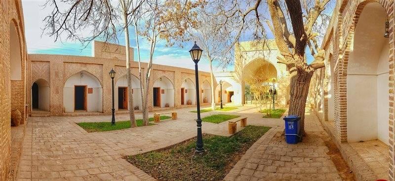 قدیمیترین مدارس