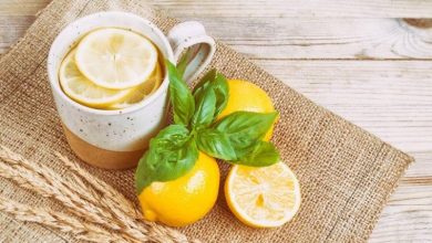 نوشیدن آب لیموی تازه