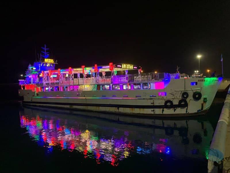 رزرو کشتی های تفریحی شبانه کیش