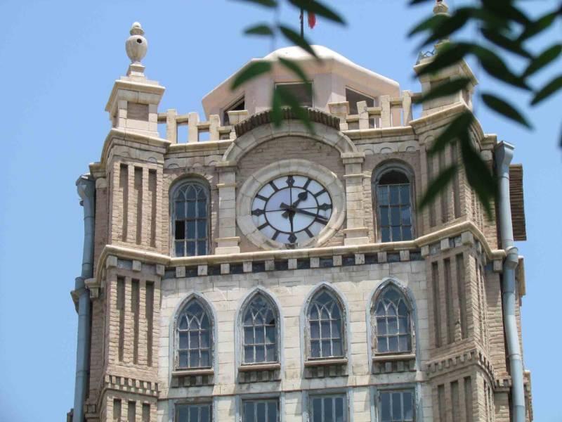 ساعت عمارت شهرداری تبریز