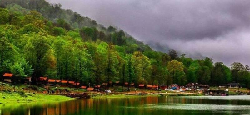 سفردر اردیبهشت