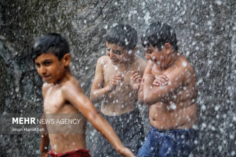  آبشار گنجنامه همدان