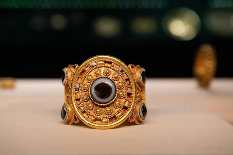 «شکوه ایران باستان»