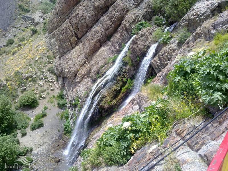 آبشار دوقلو