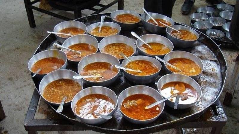 آبگوشت ظهر عاشورا