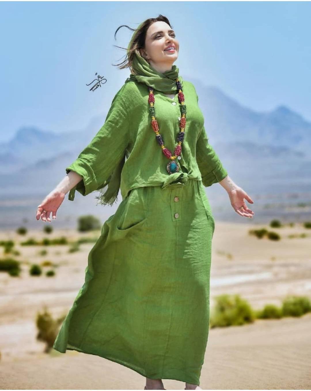 کویرنوردی بهنوش طباطبایی