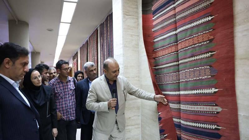 دست بافته های عشایر