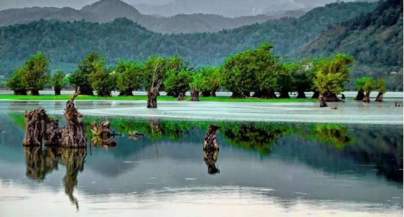 تالاب استیل