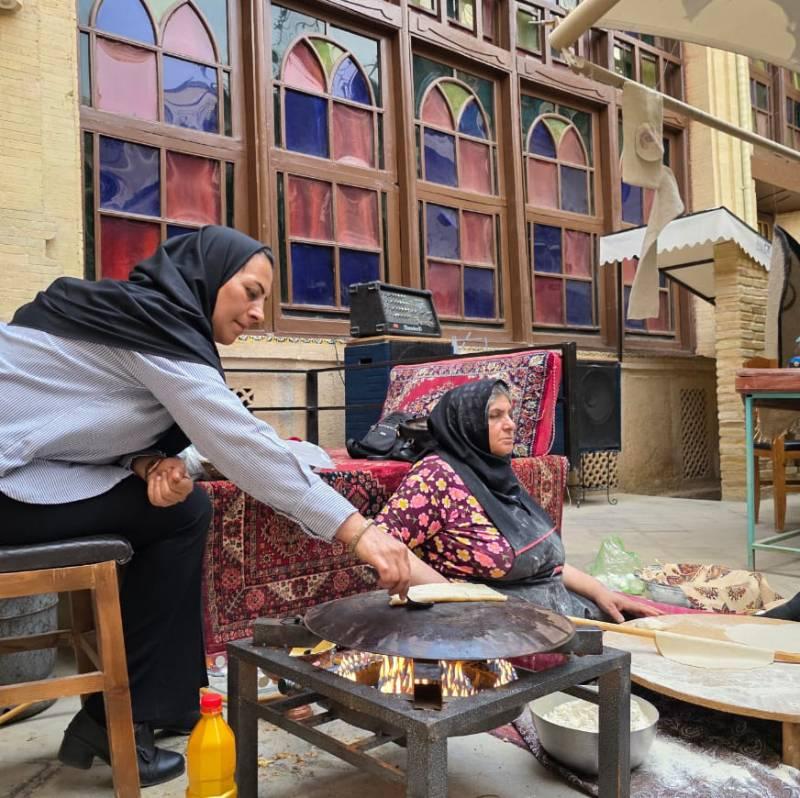 نان های محلی خاوران