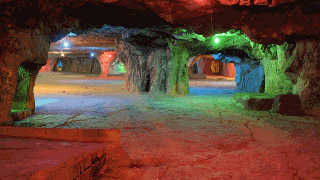 غار سنگشکنان