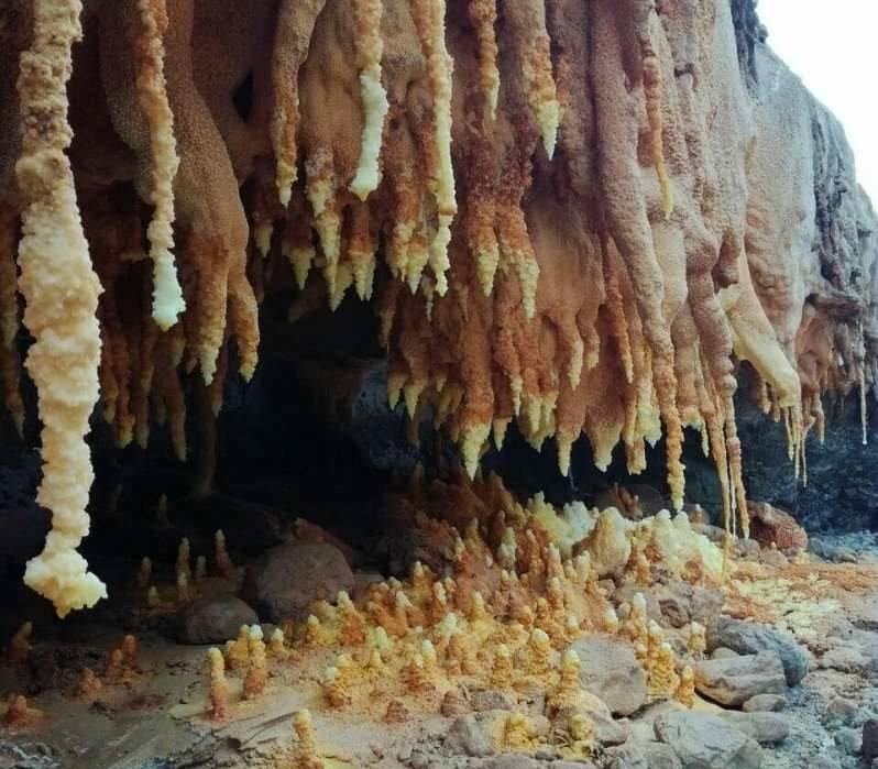 دره قندیلهای نمکی خرسین