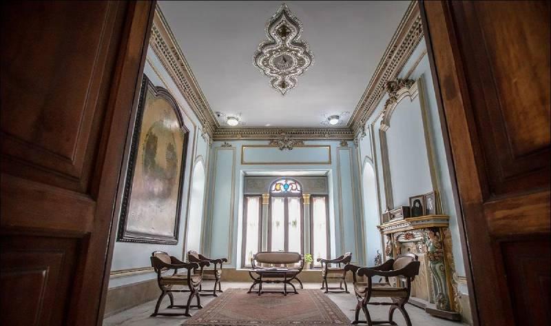 خانه مینایی